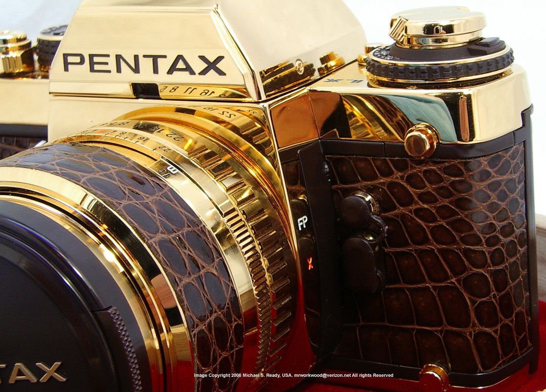 X Special GOLD Edition de Pentax edición limitada