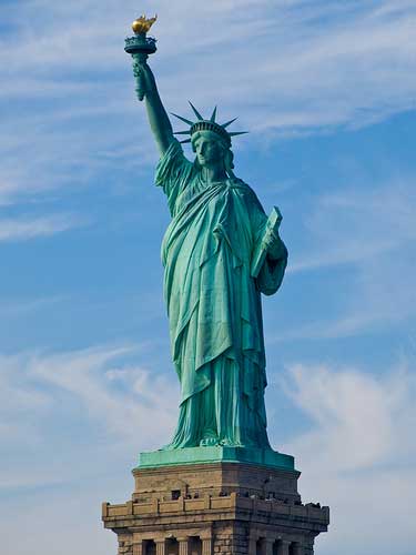 La Estatua de la Libertad es uno de los monumentos más conocidos de EE.UU